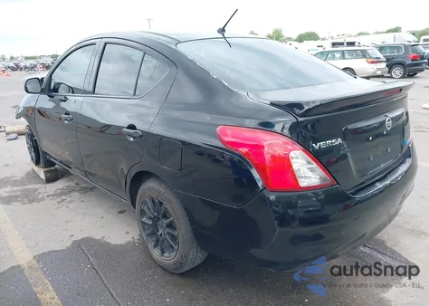 2014 Nissan Versa 1.6 S+ z USA, uszkodzony, nr VIN 3N1CN7AP1EL817445